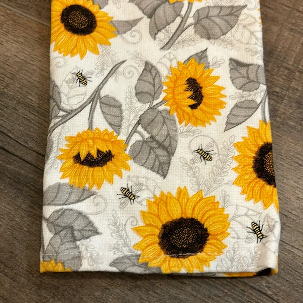 Homemade Crochet Decorative Towel Sunflower and‎ Honeybees